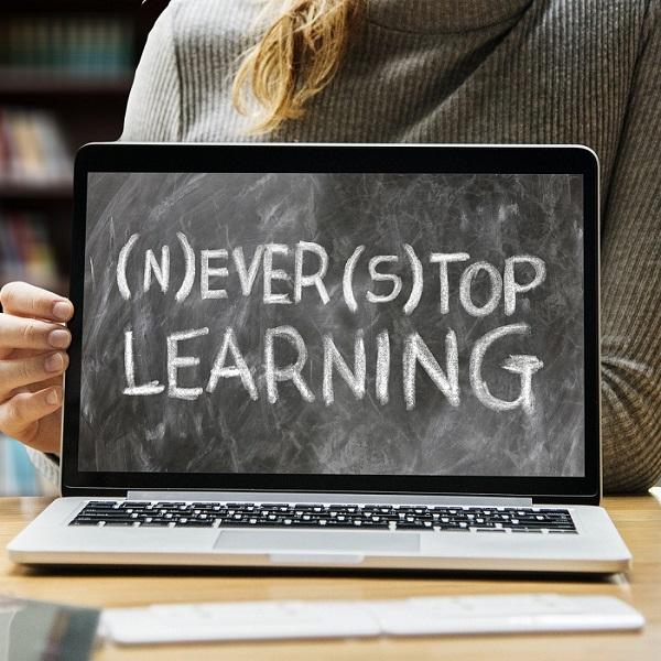 never-stop-learning-3653430_1920
